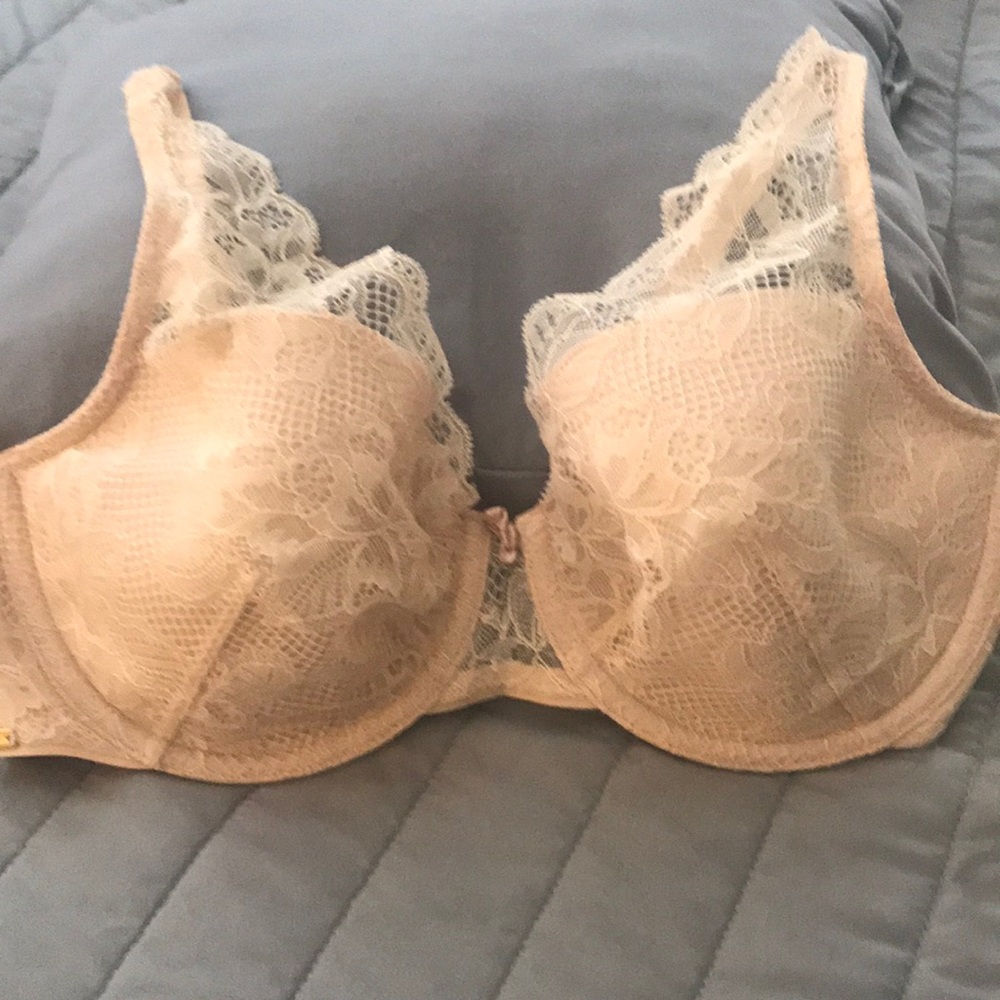 Chantelle Convertible bra 36 DD